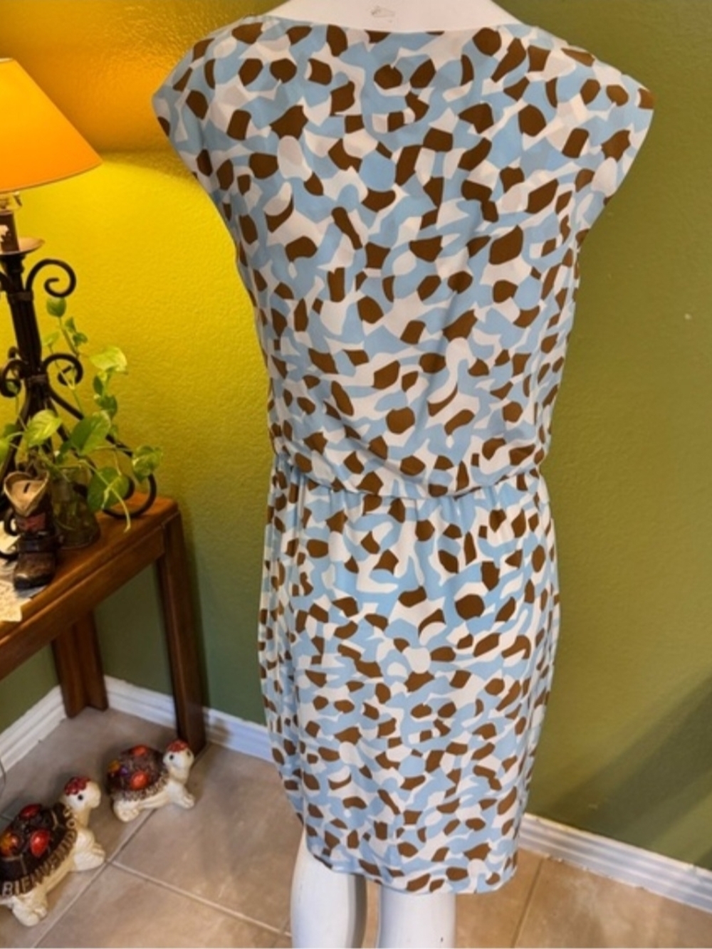 Diane Von Furstenberg Light Blue and Brown Abstract Silk Dress 100% SILK